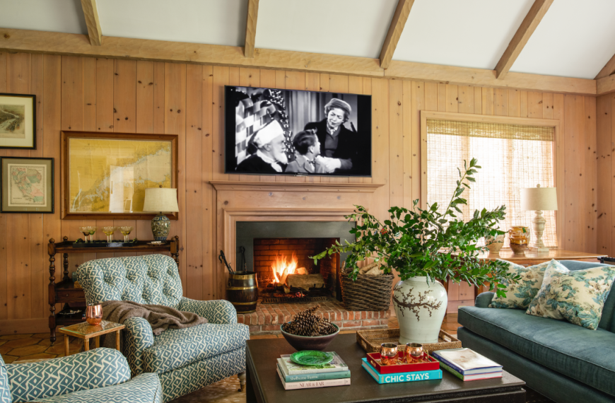 7 Wood Paneling Ideas for a Stylish Home