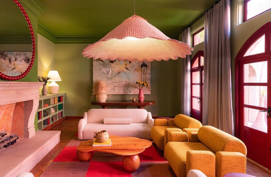 9 Inspiring Fabric & Wallcovering Trends for 2024: Elevate Your Space with Style